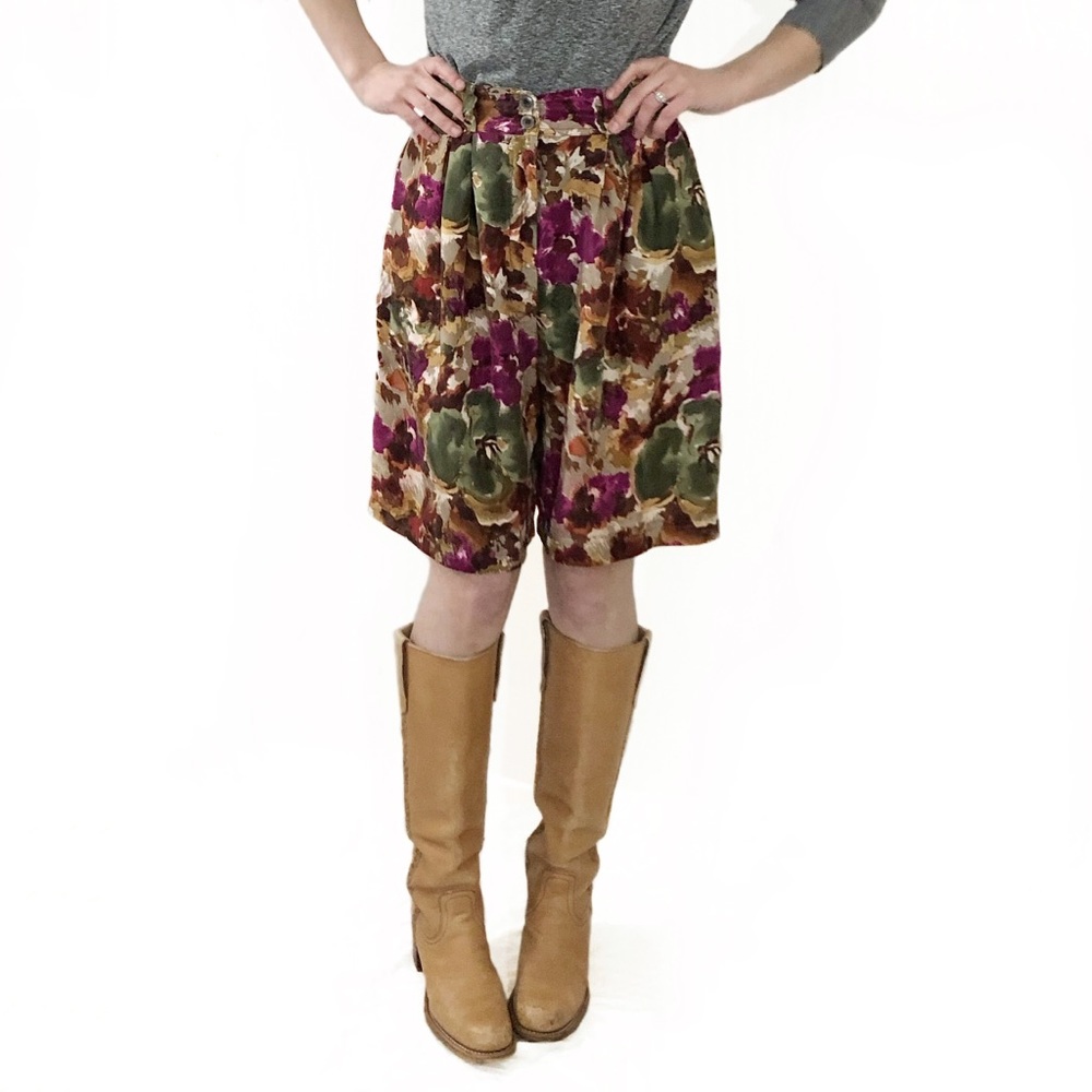 80s Vintage 100% Silk High Waisted Gaucho Shorts